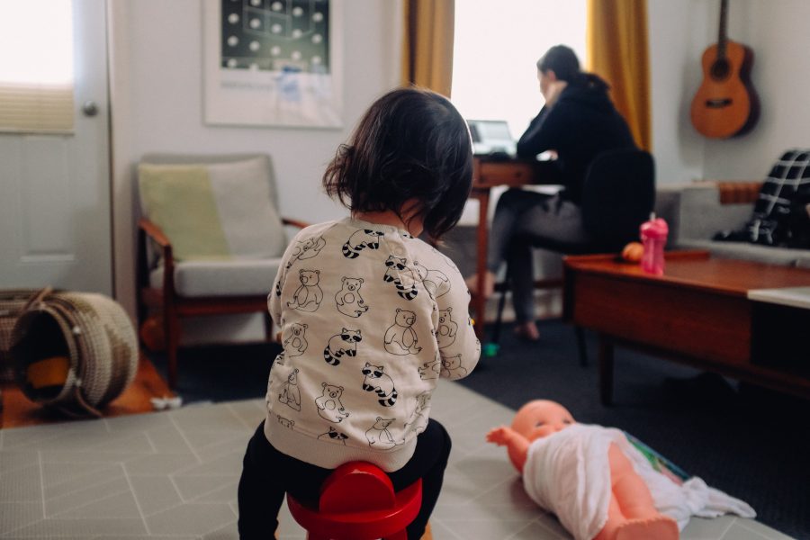 2020 working from home scene on Zoom with children